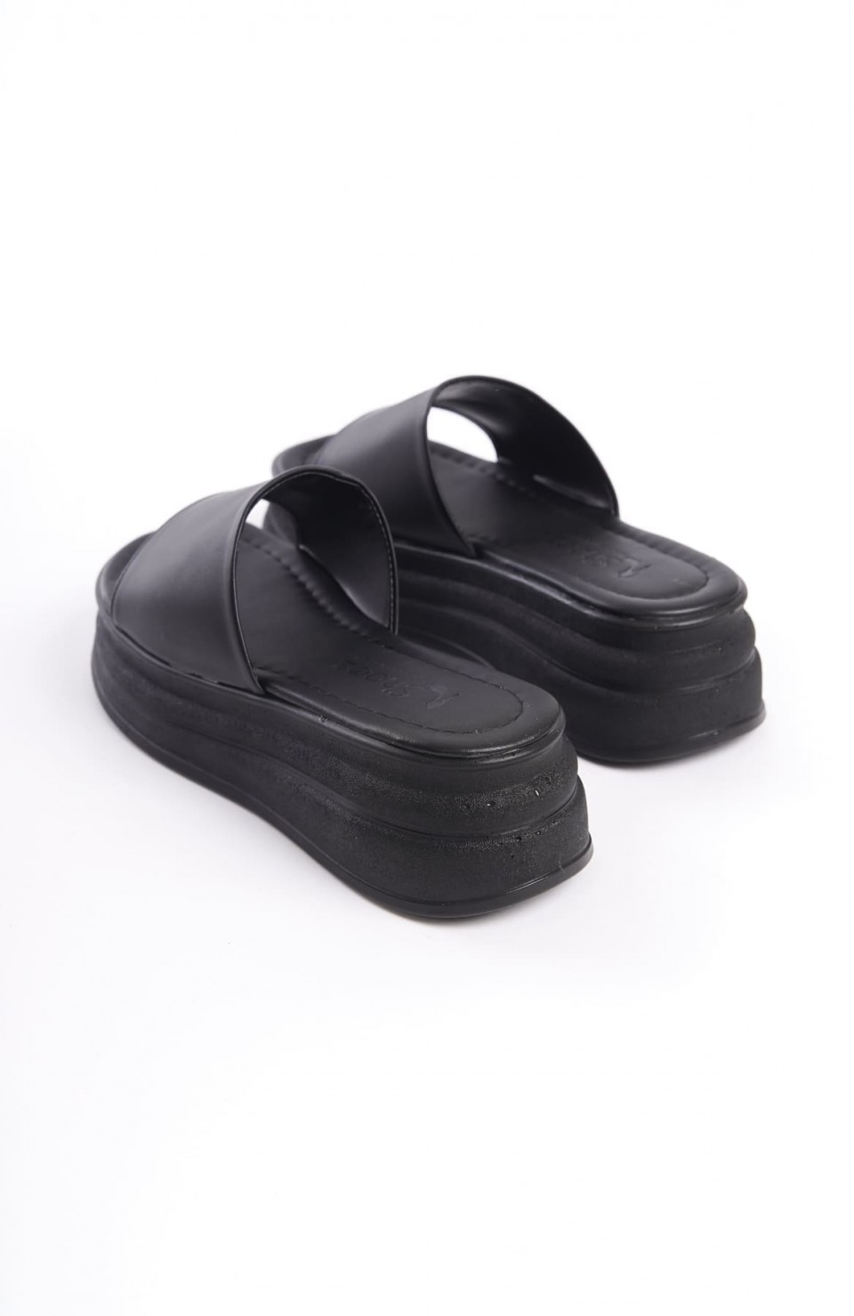 ALICE Düz Topuklu Kalın ve Ortopedik Taban Kadın Terlik  CST - Siyah Somersan Giyim | Kadın, Erkek ve Çocuk Moda