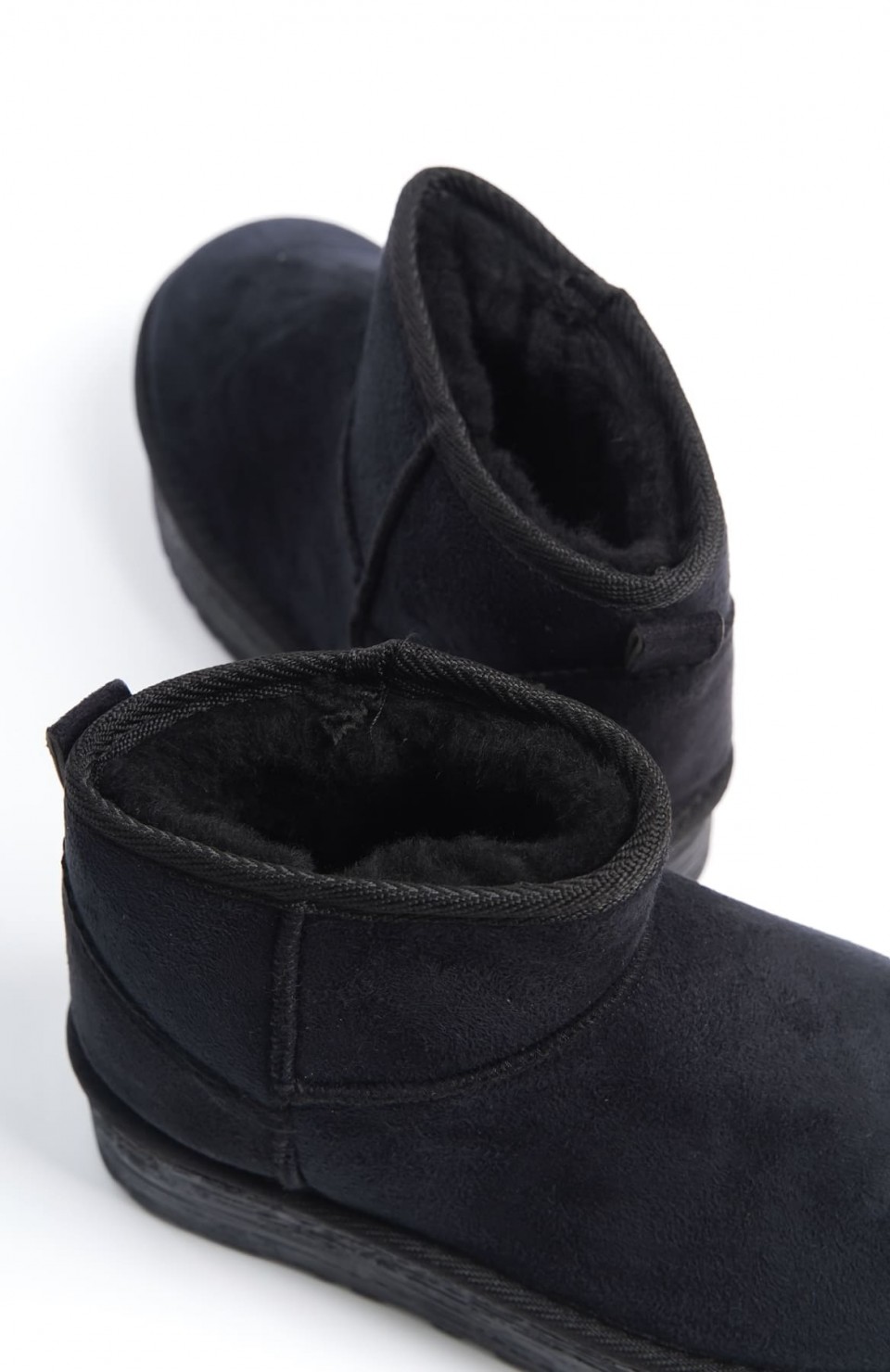 AMELIA Bağcıksız Düz ve Kalın Taban İçi Kürklü Kısa Süet Kadın Bot  SST - Siyah Somersan Giyim | Kadın, Erkek ve Çocuk Moda