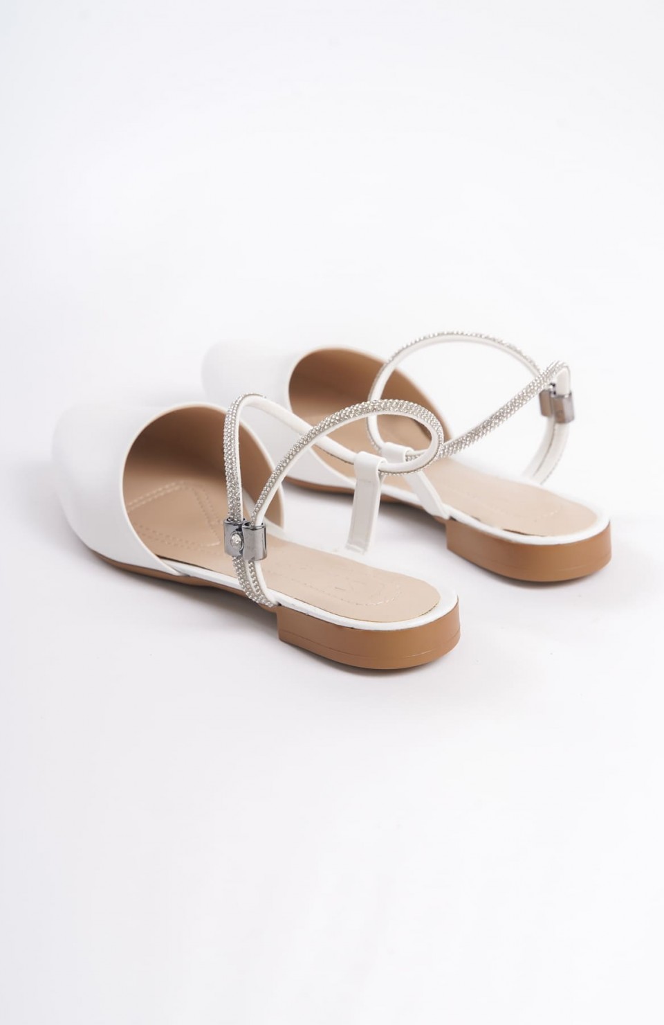 ARIANA Lastikli Ortopedik Rahat Taban Bilekten Taş Detaylı Kadın Babet Ayakkabı  CKT - Beyaz Somersan Giyim | Kadın, Erkek ve Çocuk Moda