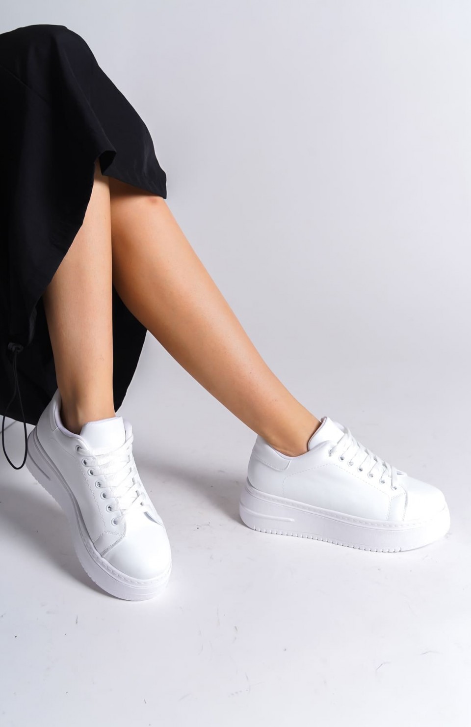 BIANA Bağcıklı Ortopedik Taban Kadın Sneaker Spor Ayakkabı  CBT - Beyaz Somersan Giyim | Kadın, Erkek ve Çocuk Moda