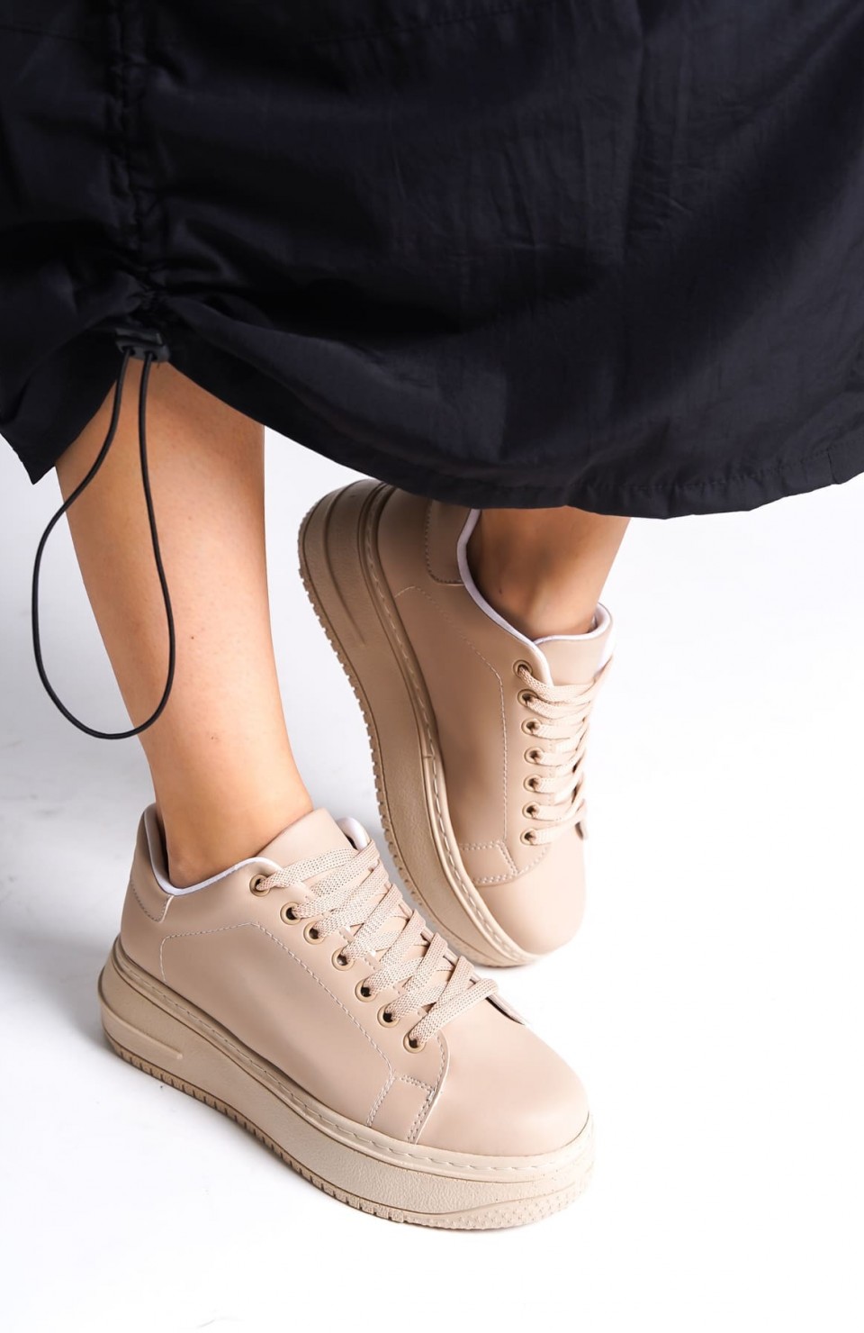 BIANA Bağcıklı Ortopedik Taban Kadın Sneaker Spor Ayakkabı CTT - Ten Somersan Giyim | Kadın, Erkek ve Çocuk Moda