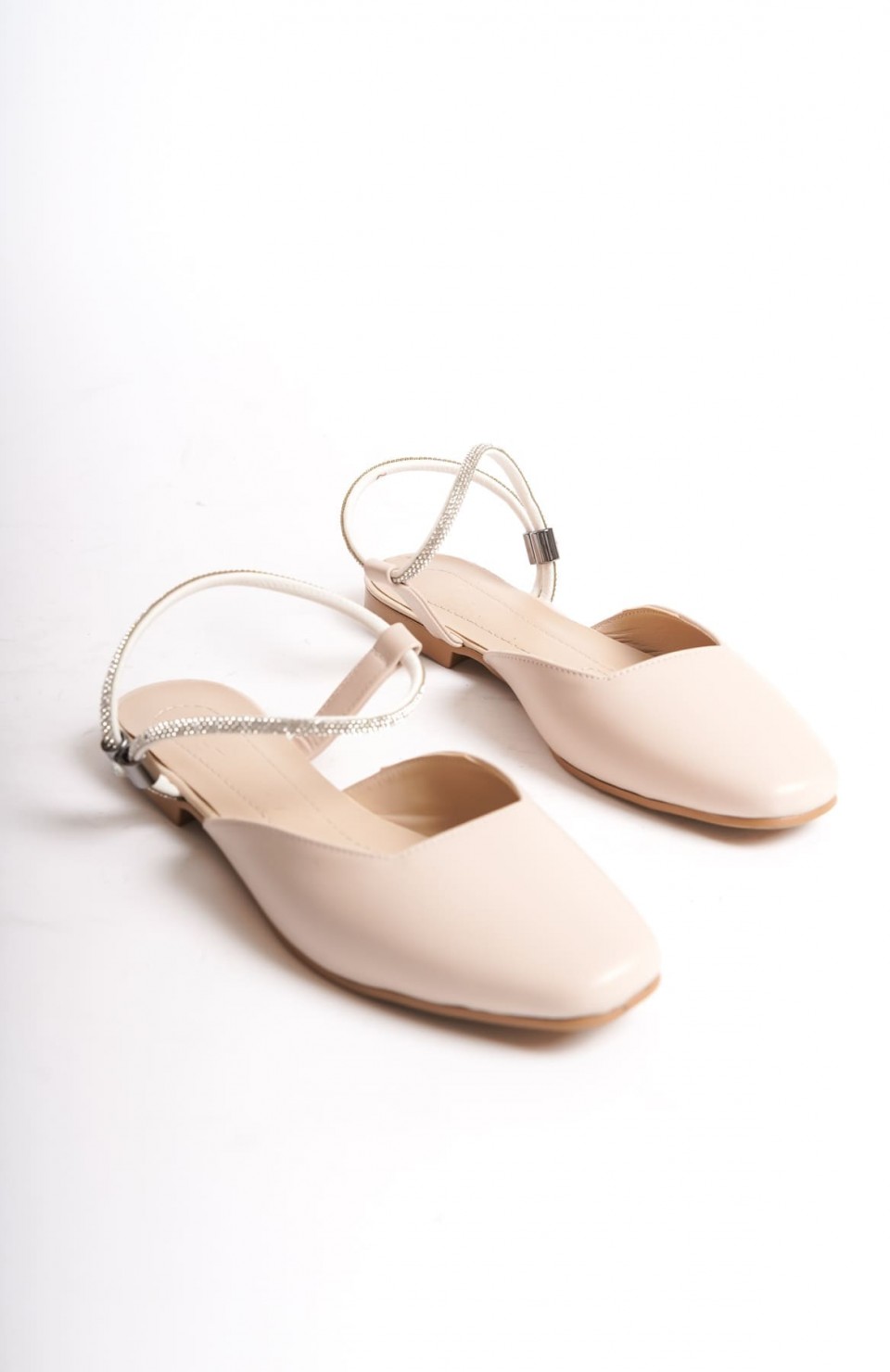 CAROLINE Lastikli Ortopedik Rahat Taban Bilekten Taş Detaylı Kadın Babet Ayakkabı  CKT - Krem Somersan Giyim | Kadın, Erkek ve Çocuk Moda