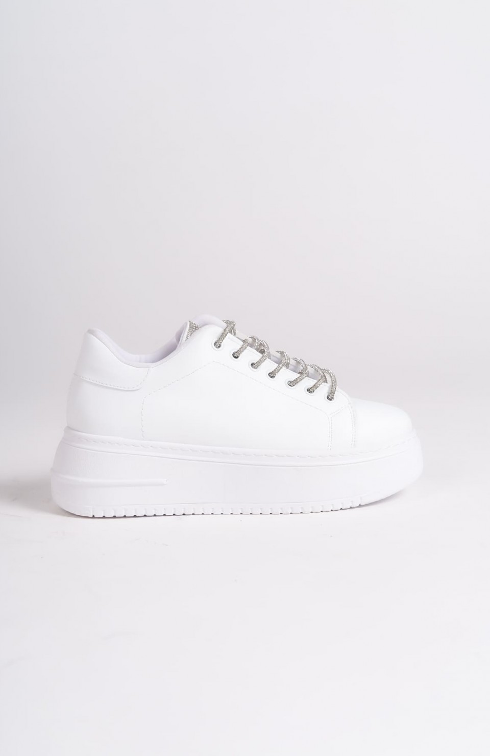 DELLA Bağcıklı Ortopedik Taban Taşlı Kadın Sneaker Spor Ayakkabı CBT - Beyaz Somersan Giyim | Kadın, Erkek ve Çocuk Moda