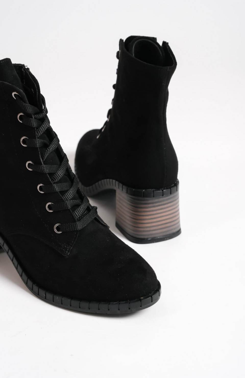 DIANA Bağcıklı Fermuarlı Ortopedik Taban Topuklu Süet Kadın Bot  SST - Siyah Somersan Giyim | Kadın, Erkek ve Çocuk Moda