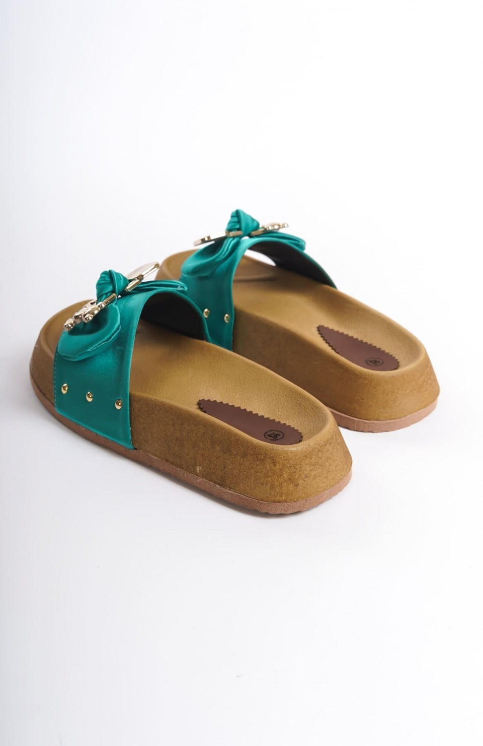 DILA Kalın ve Ortopedik Taban Ayıcıklı Saten Kadın Terlik  SKT - Yeşil Somersan Giyim | Kadın, Erkek ve Çocuk Moda