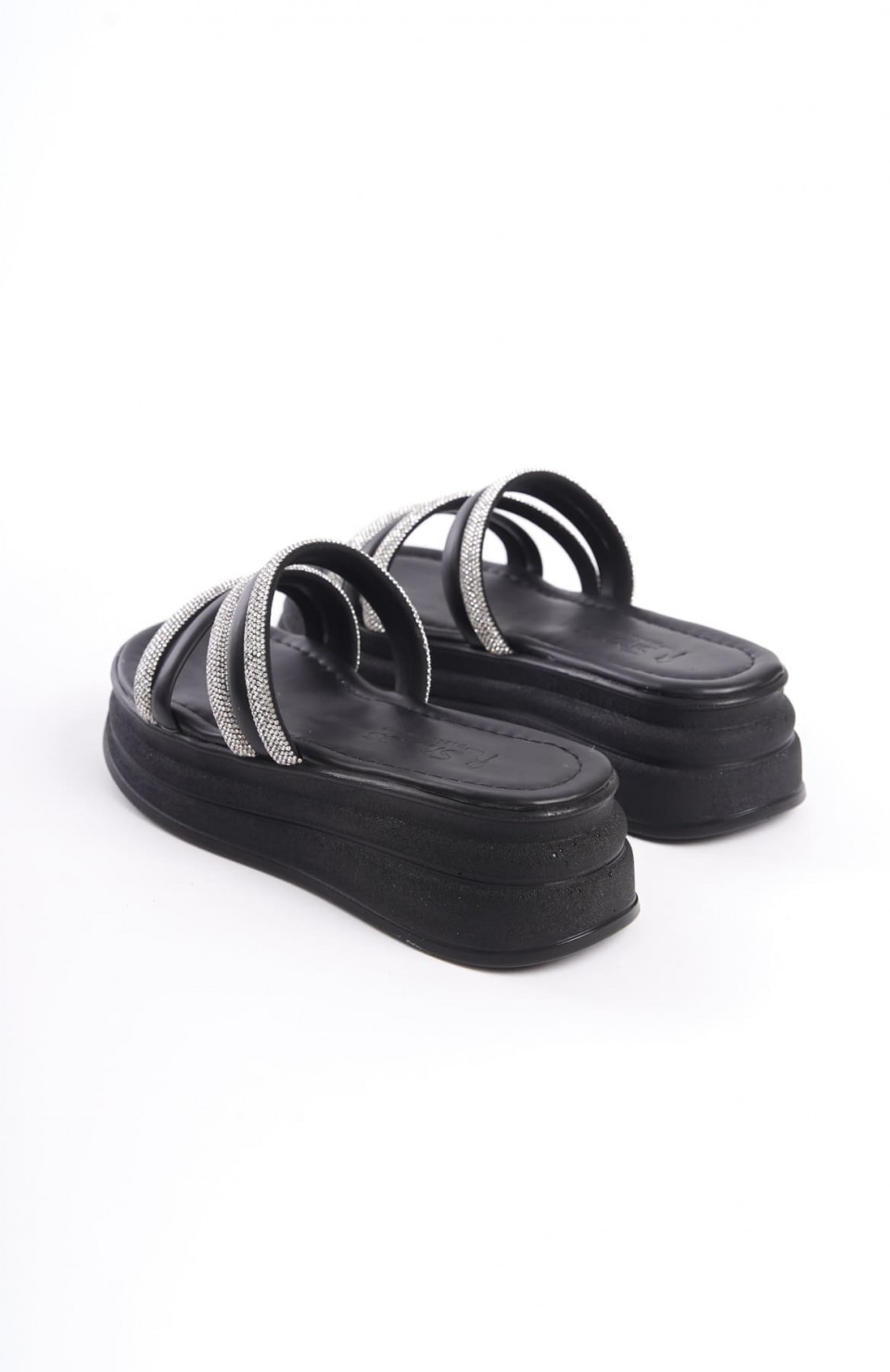 ELISE Düz Topuklu Şeritli Taşlı Kalın ve Ortopedik Taban Kadın Terlik CST - Siyah Somersan Giyim | Kadın, Erkek ve Çocuk Moda