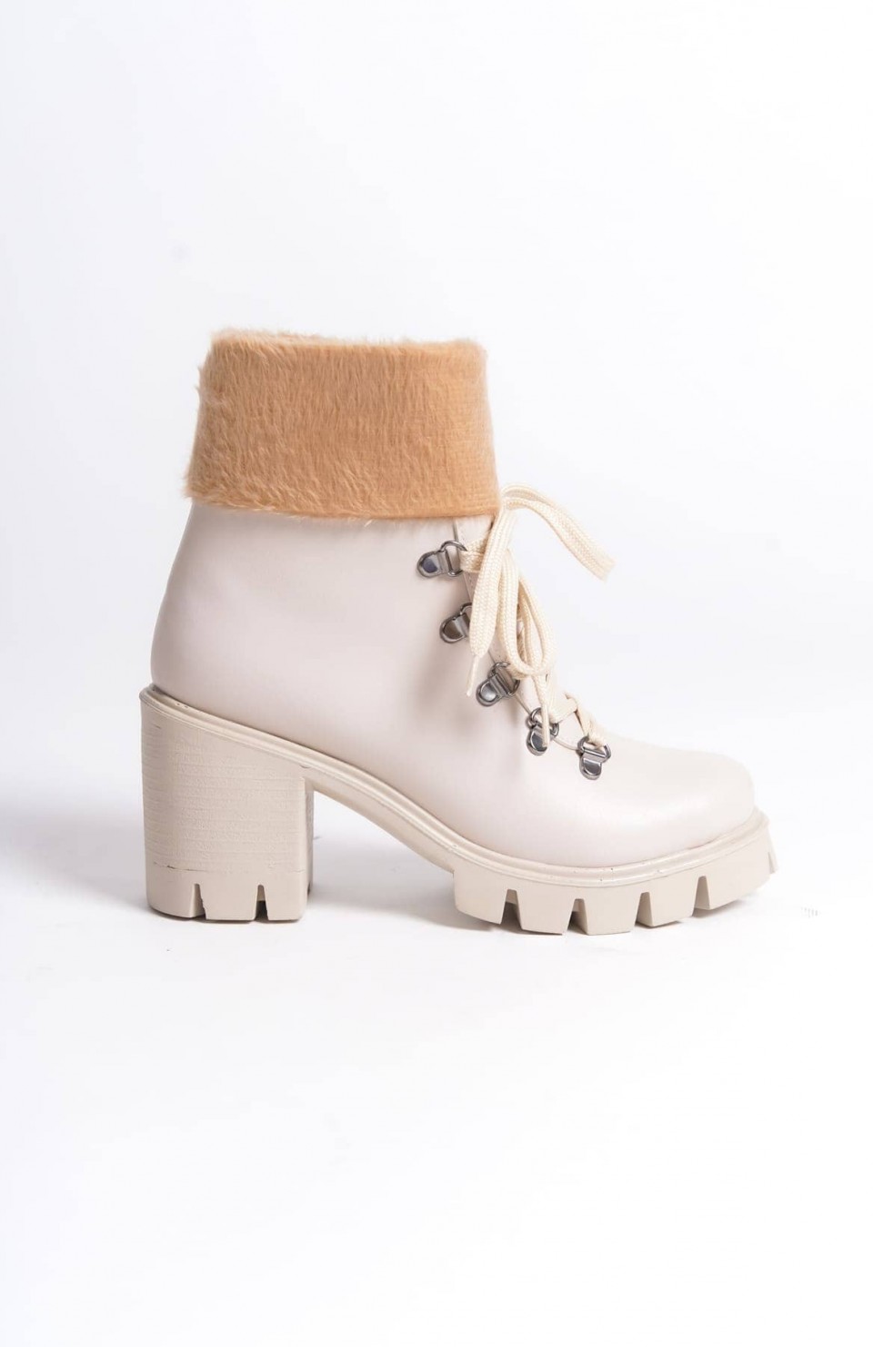 EMMA Bağcıklı Fermuarlı Ortopedik Taban Topuklu Kürk DetaylıKadın Bot CKT - Krem Somersan Giyim | Kadın, Erkek ve Çocuk Moda