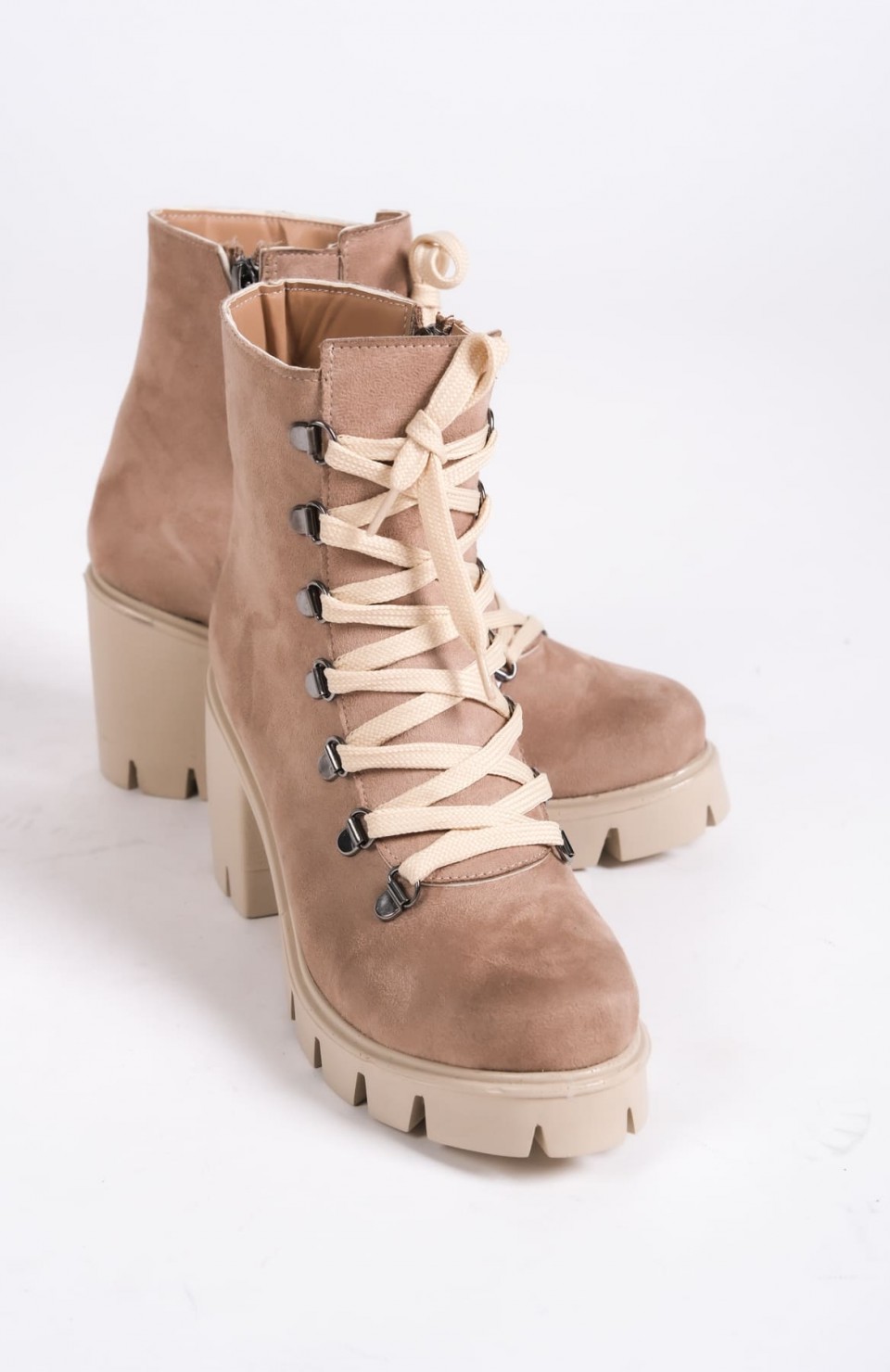 EMMA Bağcıklı Fermuarlı Ortopedik Taban Topuklu Süet Kadın Bot  STT - Ten Somersan Giyim | Kadın, Erkek ve Çocuk Moda