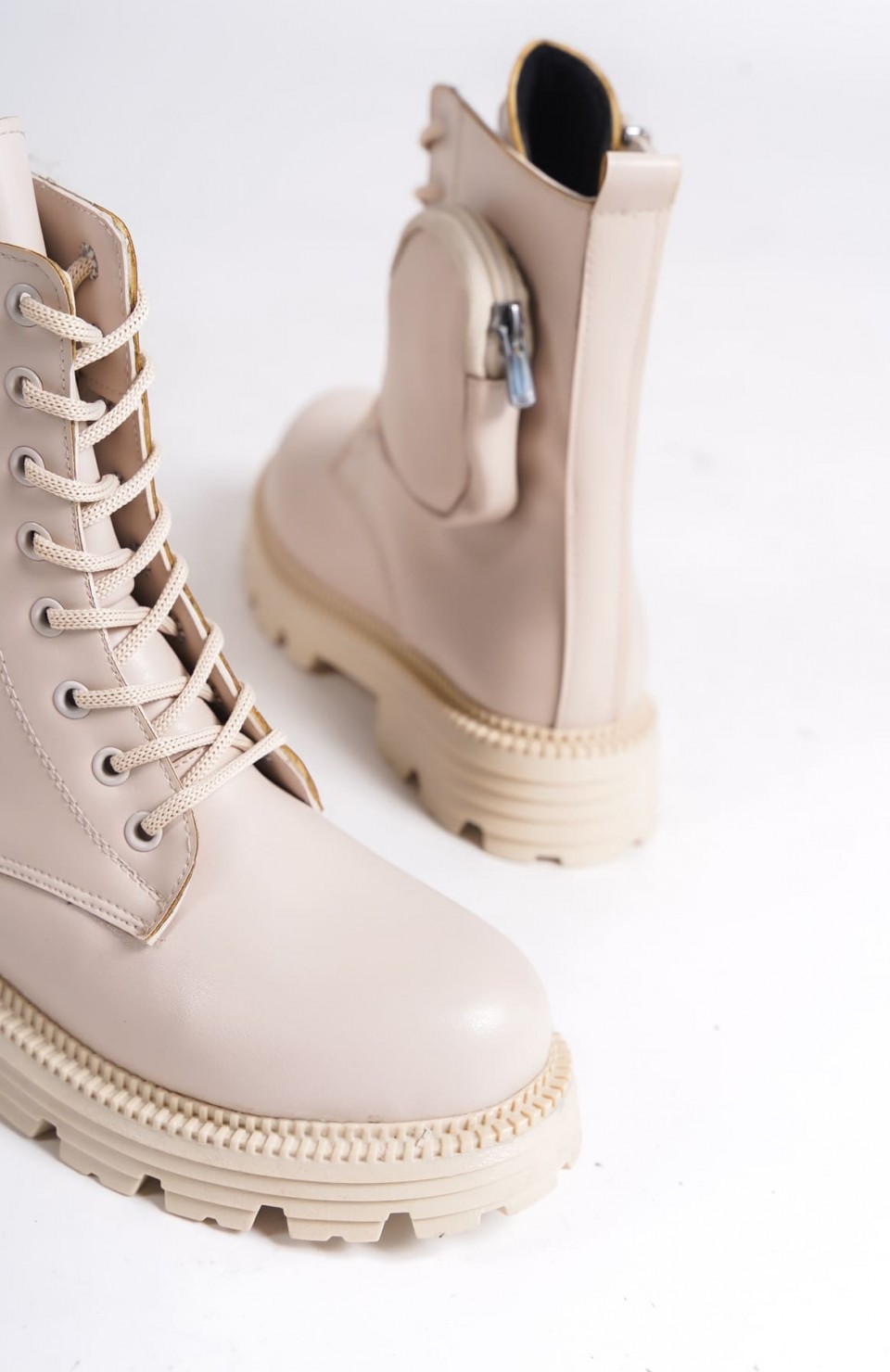 GINA Bağcıklı Fermuarlı Ortopedik Taban Çantalı Kadın Bot  CKT - Krem Somersan Giyim | Kadın, Erkek ve Çocuk Moda