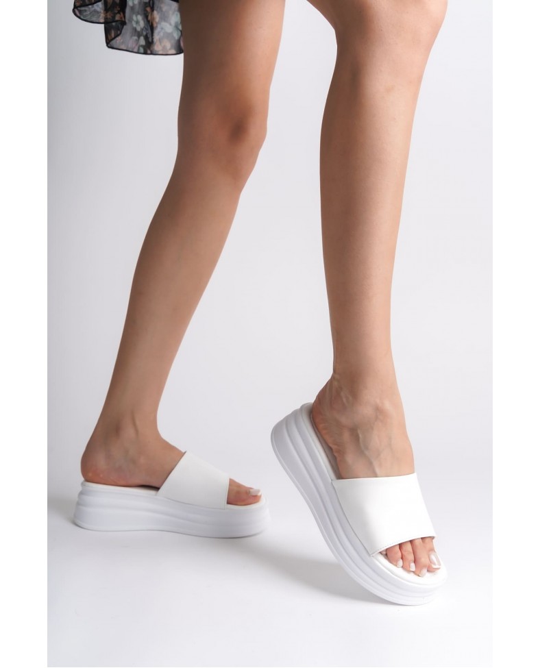 ALICE Düz Topuklu Kalın ve Ortopedik Taban Kadın Terlik CBT - Beyaz Somersan Giyim | Kadın, Erkek ve Çocuk Moda