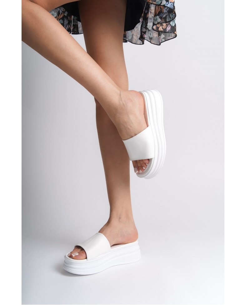 ALICE Düz Topuklu Kalın ve Ortopedik Taban Kadın Terlik CBT - Beyaz Somersan Giyim | Kadın, Erkek ve Çocuk Moda