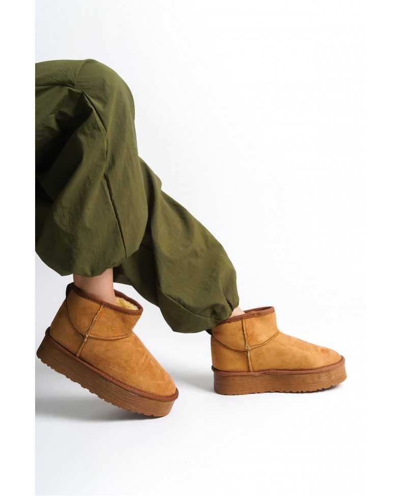 AMELIA Bağcıksız Düz ve Kalın Taban İçi Kürklü Kısa Süet Kadın Bot  STT - Taba Somersan Giyim | Kadın, Erkek ve Çocuk Moda