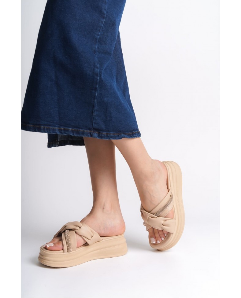 CLARA Düz Topuklu Kurdele Desenli Taşlı Kalın ve Ortopedik Taban Kadın Terlik  CTT - Ten Somersan Giyim | Kadın, Erkek ve Çocuk Moda