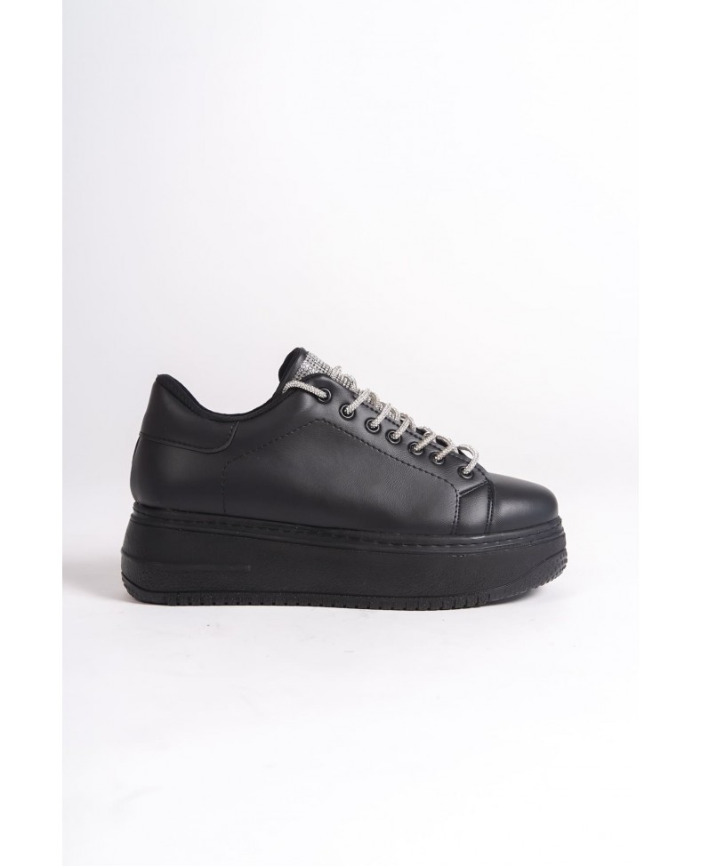 DELLA Bağcıklı Ortopedik Taban Taşlı Kadın Sneaker Spor Ayakkabı  CST - Siyah Somersan Giyim | Kadın, Erkek ve Çocuk Moda