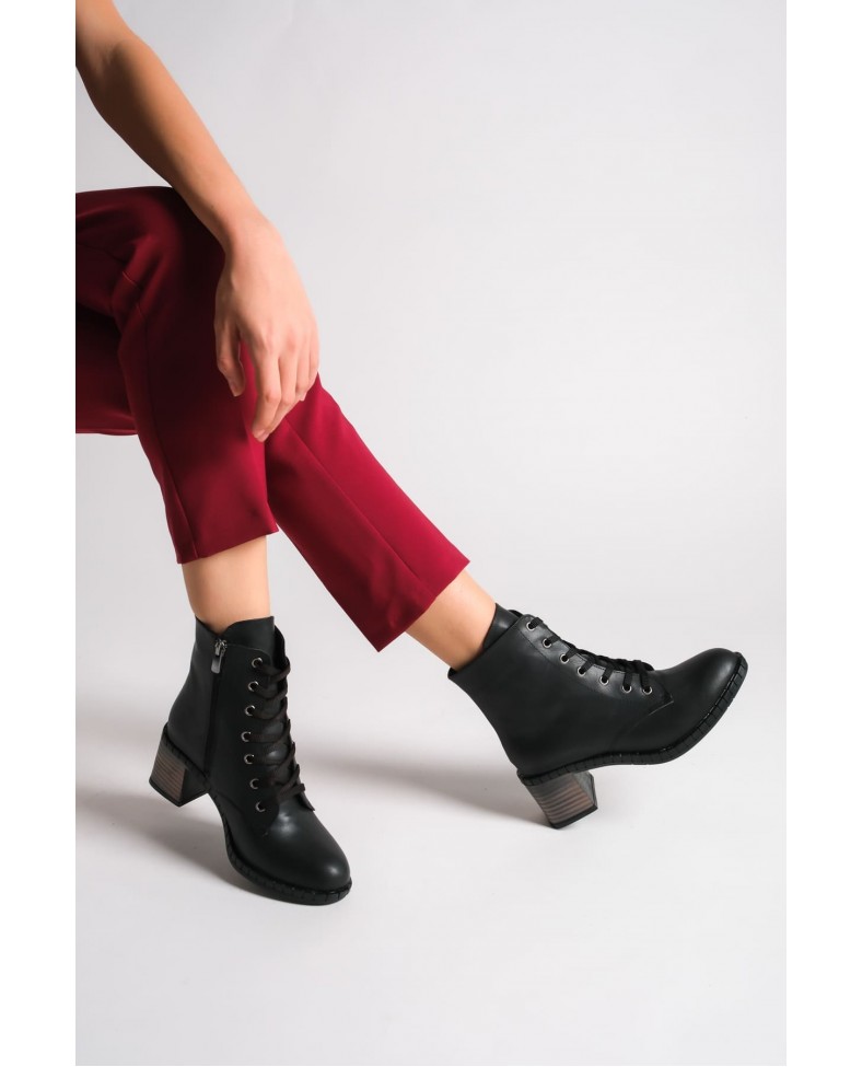 DIANA Bağcıklı Fermuarlı Ortopedik Taban Topuklu Kadın Bot CST - Siyah Somersan Giyim | Kadın, Erkek ve Çocuk Moda