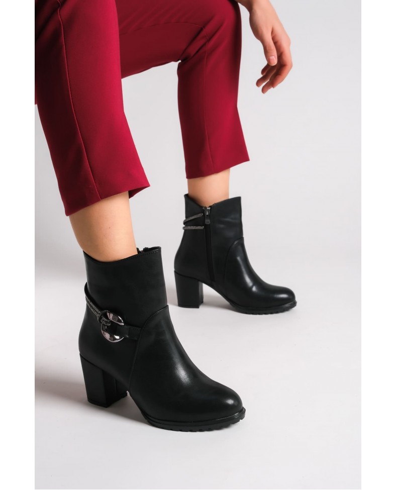EDNA Fermuarlı Ortopedik Taban Taşlı Topuklu Kadın Bot CST - Siyah Somersan Giyim | Kadın, Erkek ve Çocuk Moda
