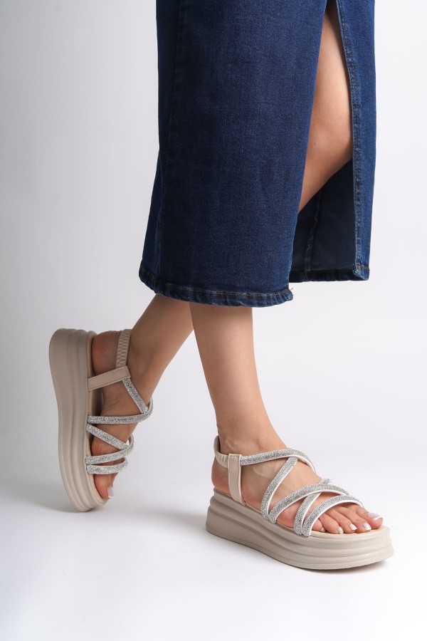 ELENA Lastikli Taşlı Şeritli Ortopedik Taban Kadın Sandalet  CKT - Krem