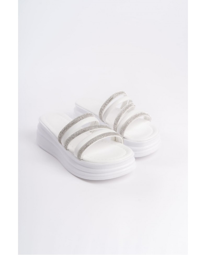 ELISE Düz Topuklu Şeritli Taşlı Kalın ve Ortopedik Taban Kadın Terlik  CBT - Beyaz Somersan Giyim | Kadın, Erkek ve Çocuk Moda