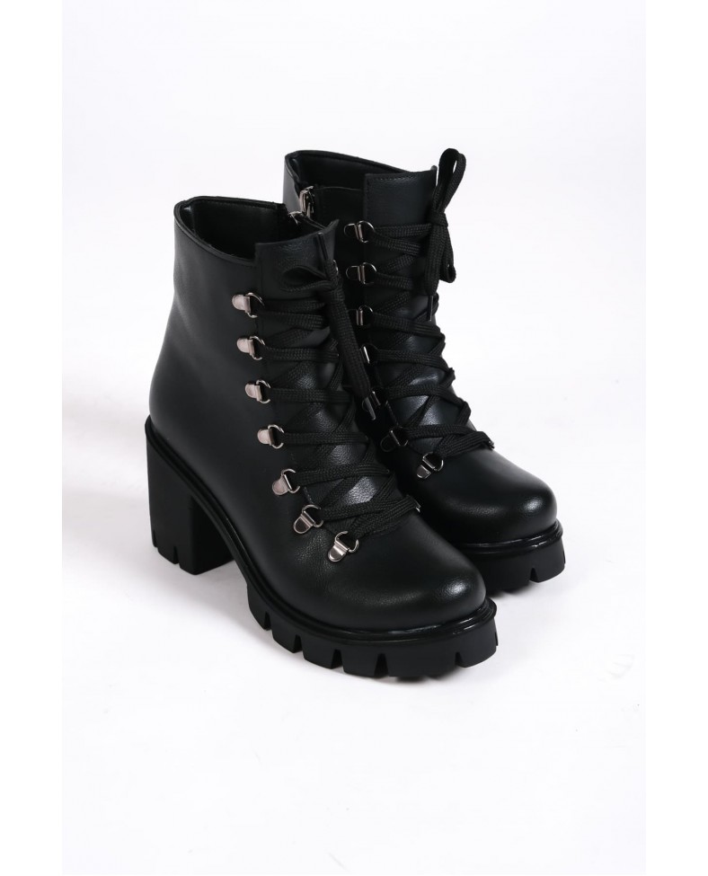 EMMA Bağcıklı Fermuarlı Ortopedik Taban Topuklu Kadın Bot  CST - Siyah Somersan Giyim | Kadın, Erkek ve Çocuk Moda