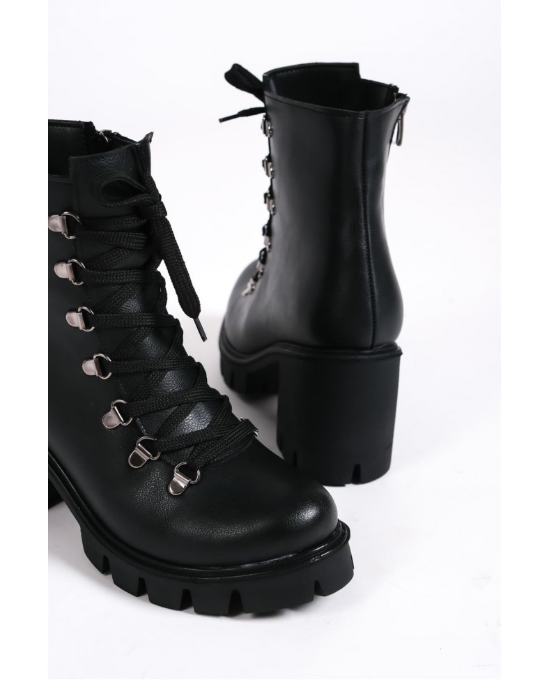 EMMA Bağcıklı Fermuarlı Ortopedik Taban Topuklu Kadın Bot  CST - Siyah Somersan Giyim | Kadın, Erkek ve Çocuk Moda