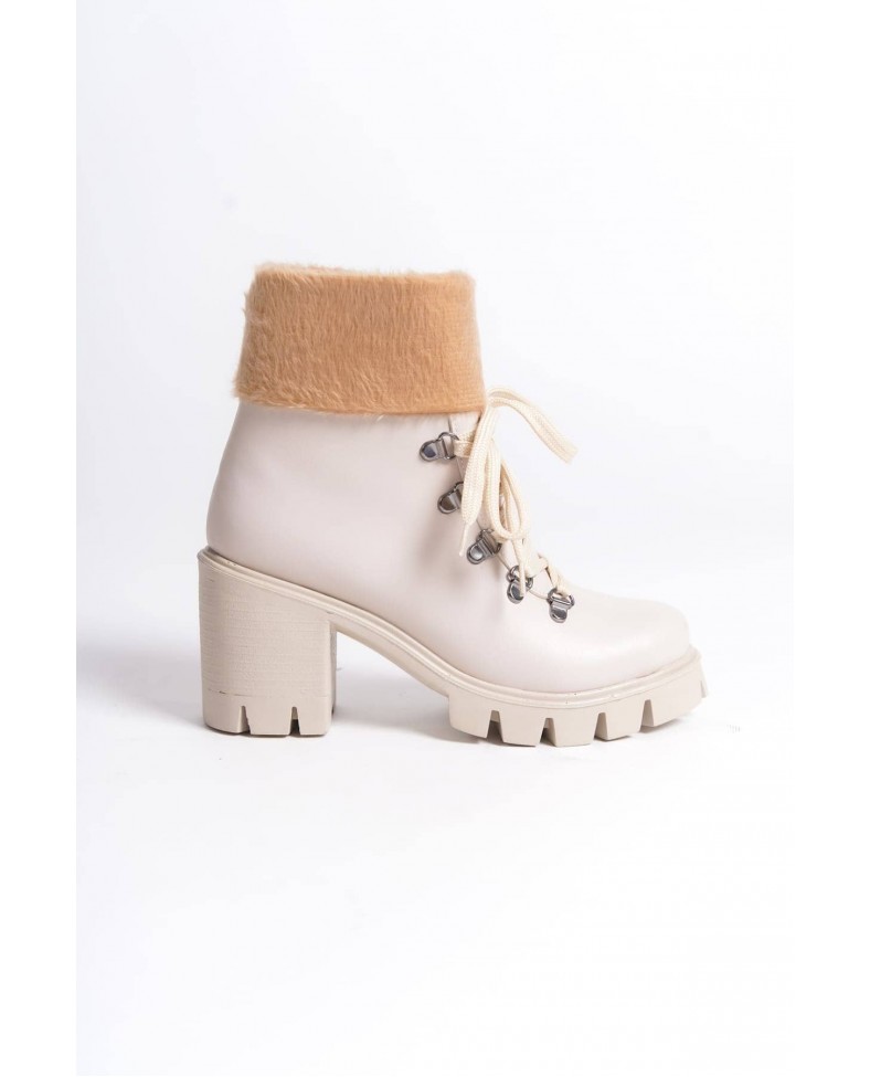 EMMA Bağcıklı Fermuarlı Ortopedik Taban Topuklu Kürk DetaylıKadın Bot CKT - Krem Somersan Giyim | Kadın, Erkek ve Çocuk Moda
