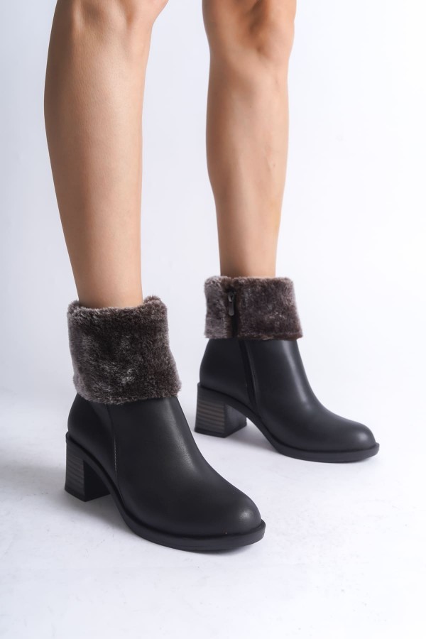 KATYA Fermuarlı Ortopedik Taban Topuklu Kürk Detaylı Kadın Bot  CST - Siyah