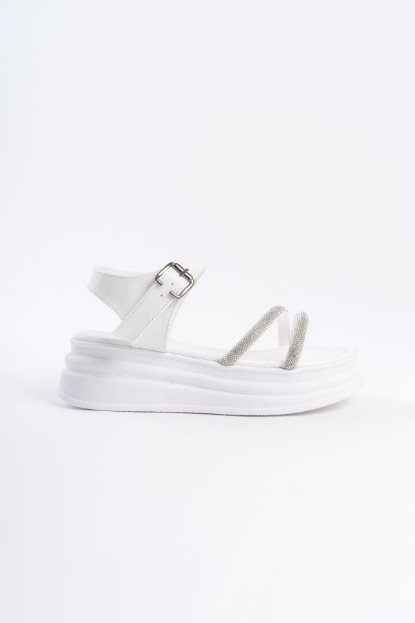 ZLOHE Kalın Tokalı Taşlı Şeritli Ortopedik Taban Kadın Sandalet CBT - Beyaz