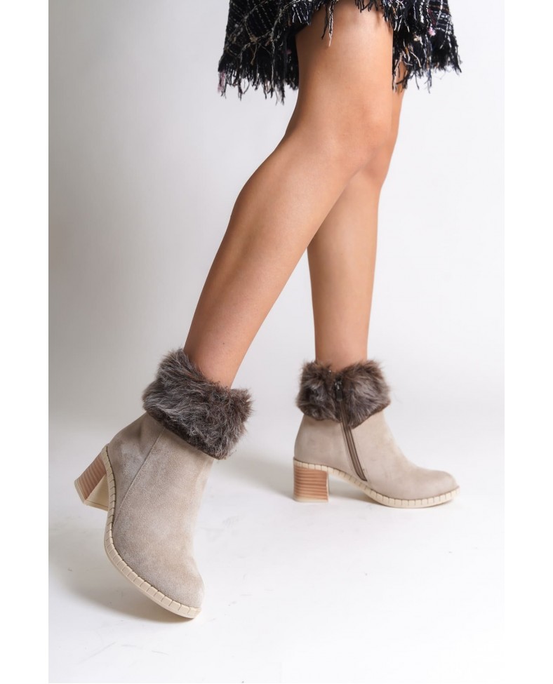 JULIA Fermuarlı Ortopedik Taban Tüylü Topuklu Süet Kadın Bot SKT - Krem Somersan Giyim | Kadın, Erkek ve Çocuk Moda