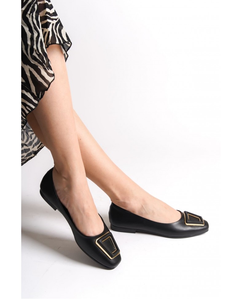 KAYLEE Bağcıksız Ortopedik Rahat Taban Toka Detaylı Kadın Babet Ayakkabı  CST - Siyah Somersan Giyim | Kadın, Erkek ve Çocuk Moda