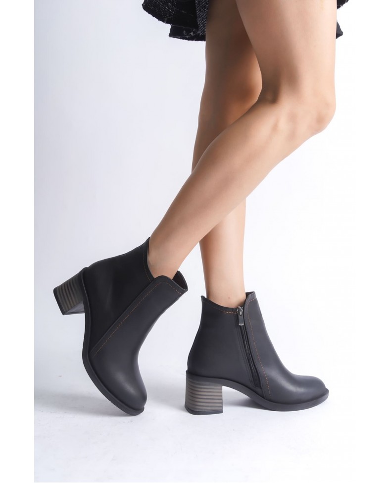LARISSA Fermuarlı Ortopedik Taban Topuklu Kadın Bot  CST - Siyah Somersan Giyim | Kadın, Erkek ve Çocuk Moda