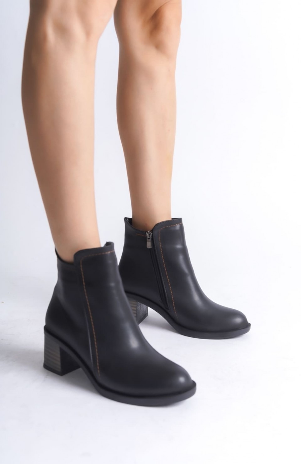 LARISSA Fermuarlı Ortopedik Taban Topuklu Kadın Bot  CST - Siyah