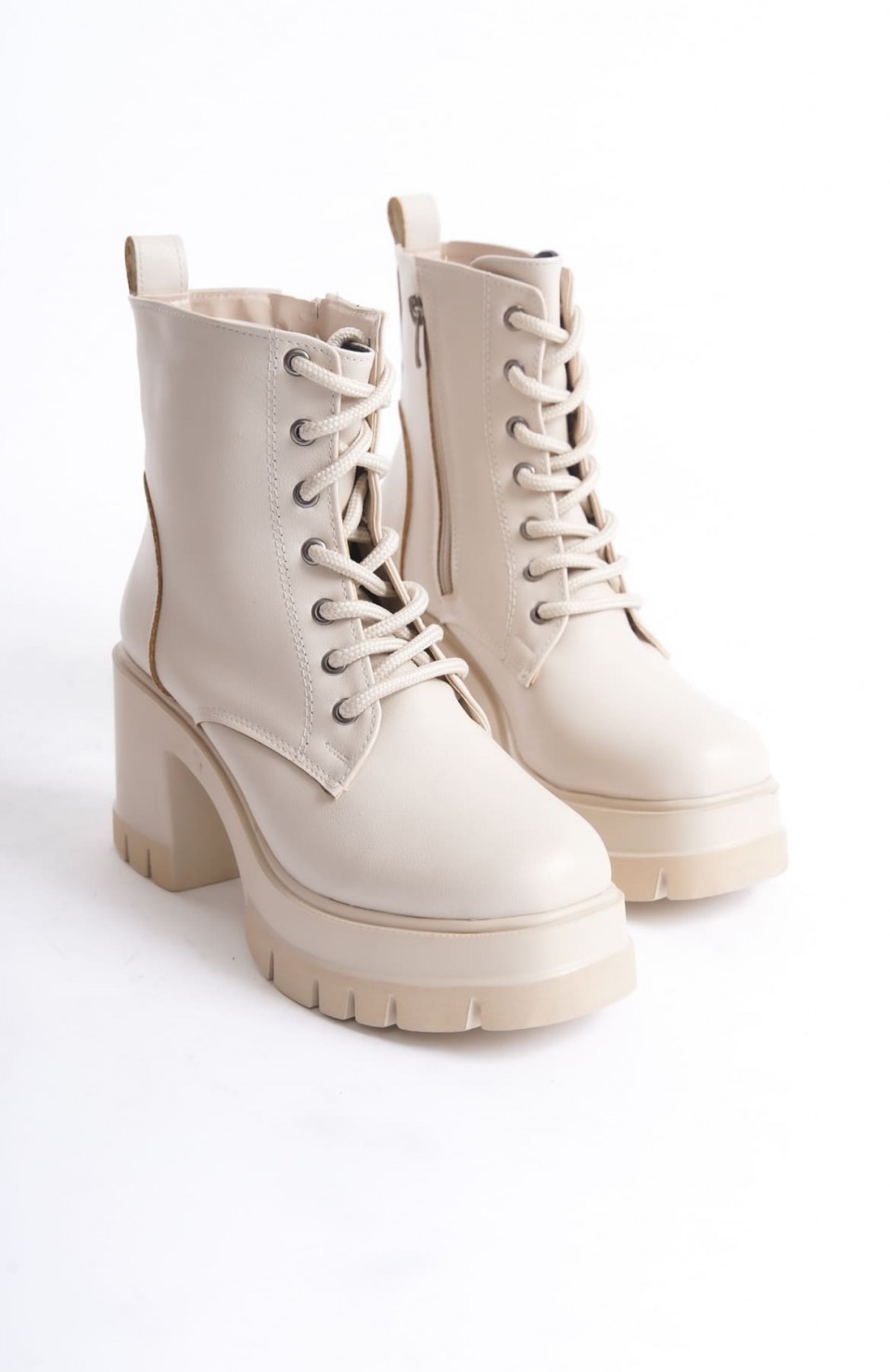 LAUREN Bağcıklı Fermuarlı Ortopedik Taban Topuklu Kadın Bot  CKT - Krem