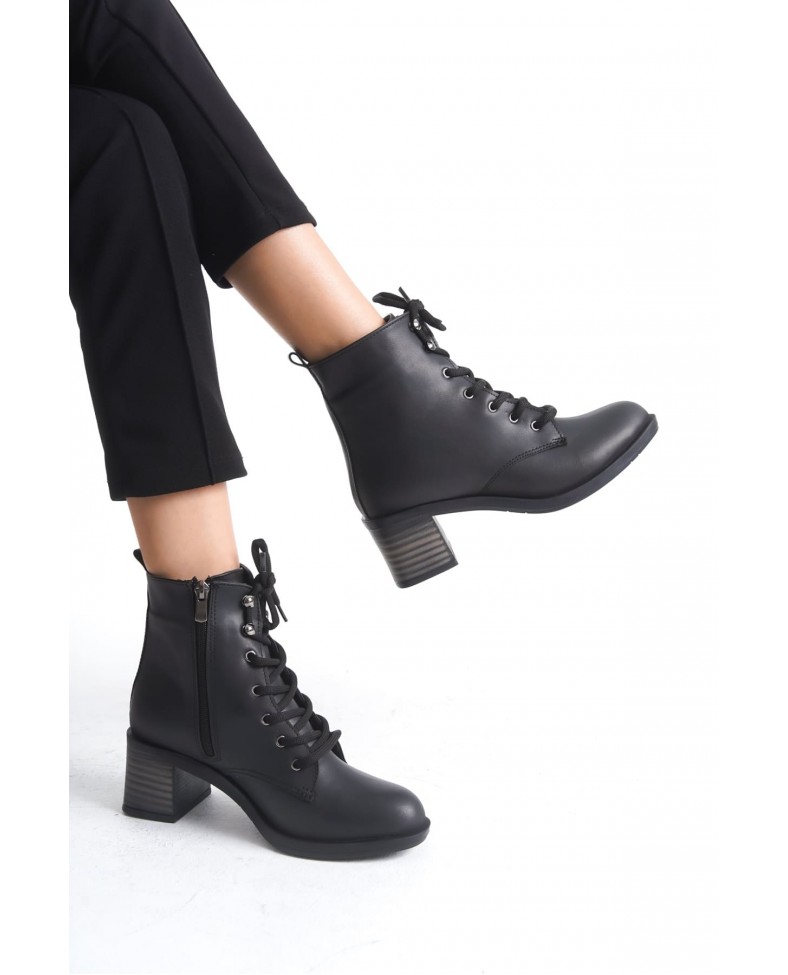 LENA Bağcıklı Fermuarlı Ortopedik Taban Topuklu Kadın Bot  CST - Siyah Somersan Giyim | Kadın, Erkek ve Çocuk Moda