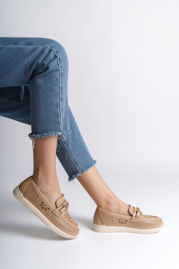 LILY Bağcıksız Ortopedik Rahat Taban Çiçek Desenli Kadın Babet Ayakkabı  CKT - Ten