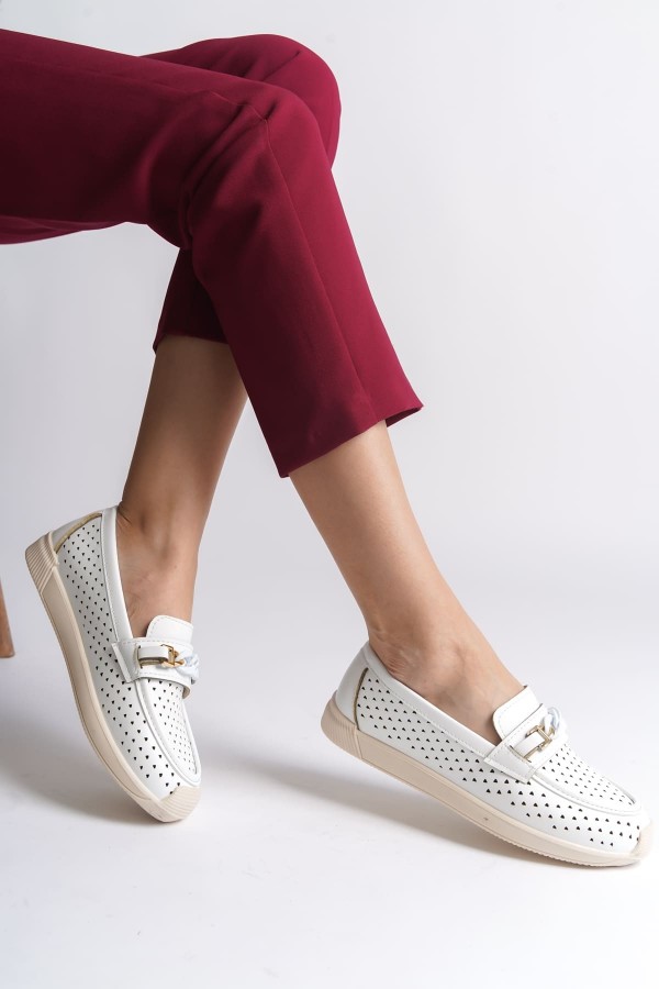 LIZY Bağcıksız Ortopedik Rahat Taban Kalp Desenli Kadın Babet Ayakkabı  CKT - Beyaz