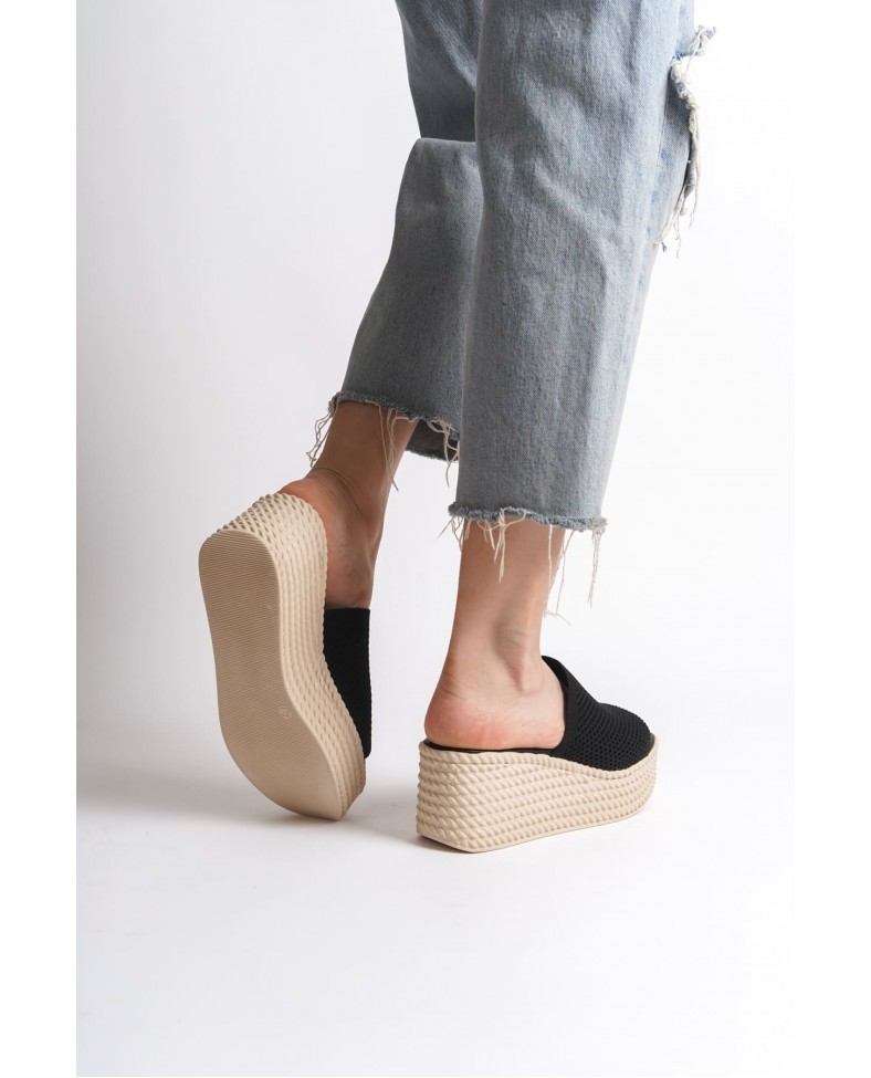 MARLA Dolgu Topuklu Ortopedik Taban Hasır Görünümlü Triko Kadın Terlik  TKT - Siyah Somersan Giyim | Kadın, Erkek ve Çocuk Moda