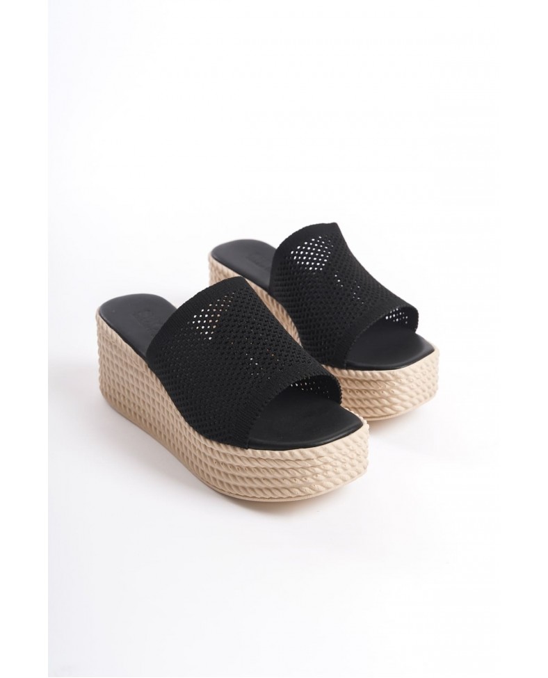 MARLA Dolgu Topuklu Ortopedik Taban Hasır Görünümlü Triko Kadın Terlik  TKT - Siyah Somersan Giyim | Kadın, Erkek ve Çocuk Moda