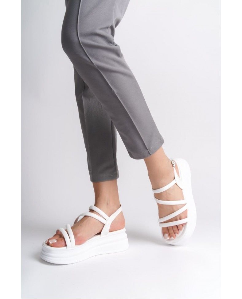 NATALIE İnce Tokalı Şerit Detaylı Ortopedik Taban Kadın Sandalet CBT - Beyaz Somersan Giyim | Kadın, Erkek ve Çocuk Moda