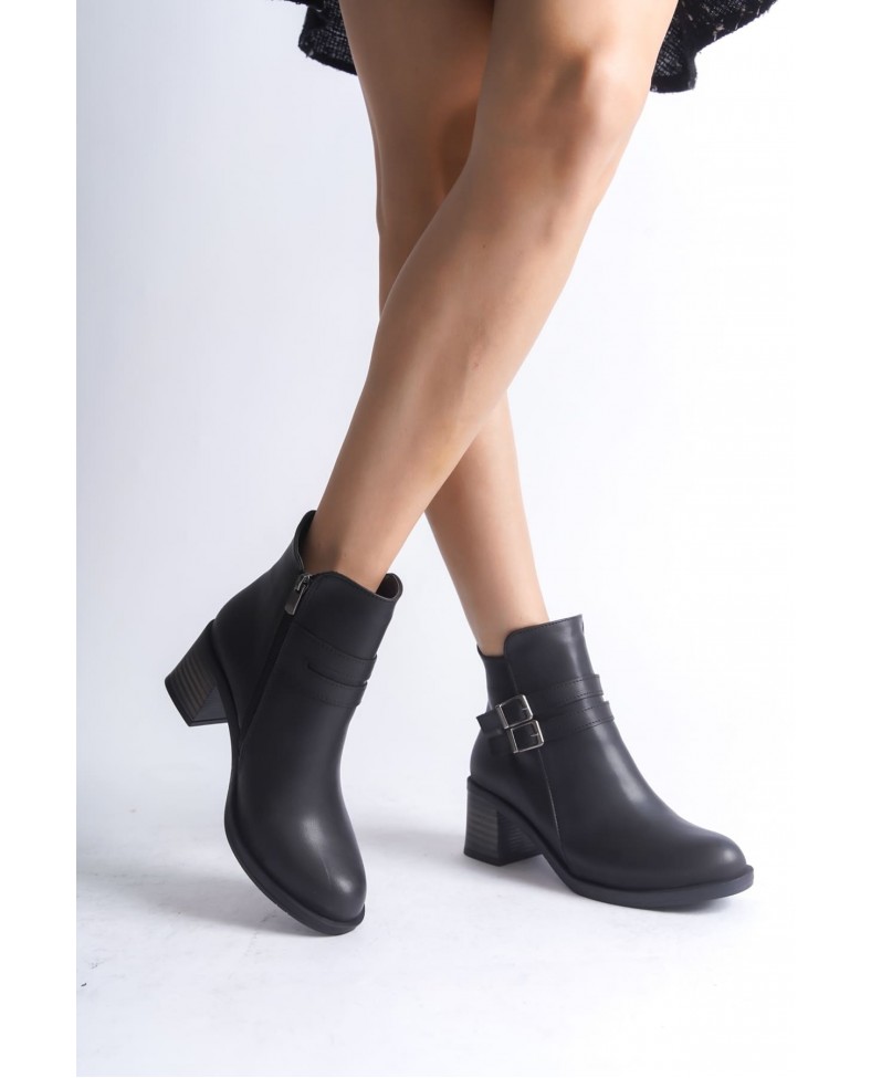 NOEMI Tokalı Fermuarlı Ortopedik Taban Topuklu Kadın Bot  CST - Siyah Somersan Giyim | Kadın, Erkek ve Çocuk Moda