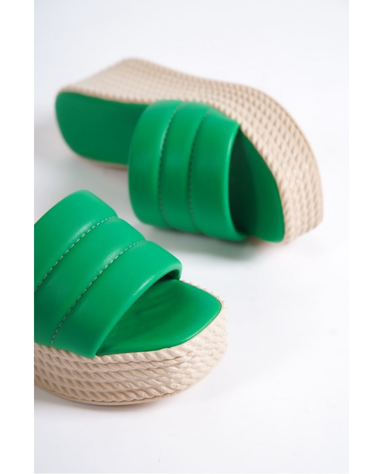 REINA Dolgu Topuklu Ortopedik Taban Hasır Görünümlü Kadın Terlik CKT - Yeşil Somersan Giyim | Kadın, Erkek ve Çocuk Moda