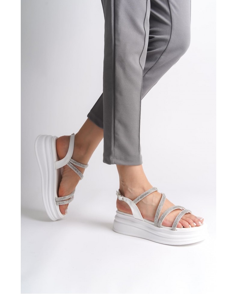 RILEY İnce Tokalı Taşlı Şeritli Ortopedik Taban Kadın Sandalet CBT - Beyaz Somersan Giyim | Kadın, Erkek ve Çocuk Moda