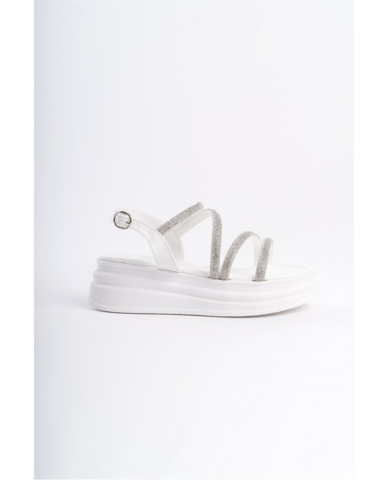 RILEY İnce Tokalı Taşlı Şeritli Ortopedik Taban Kadın Sandalet CBT - Beyaz Somersan Giyim | Kadın, Erkek ve Çocuk Moda