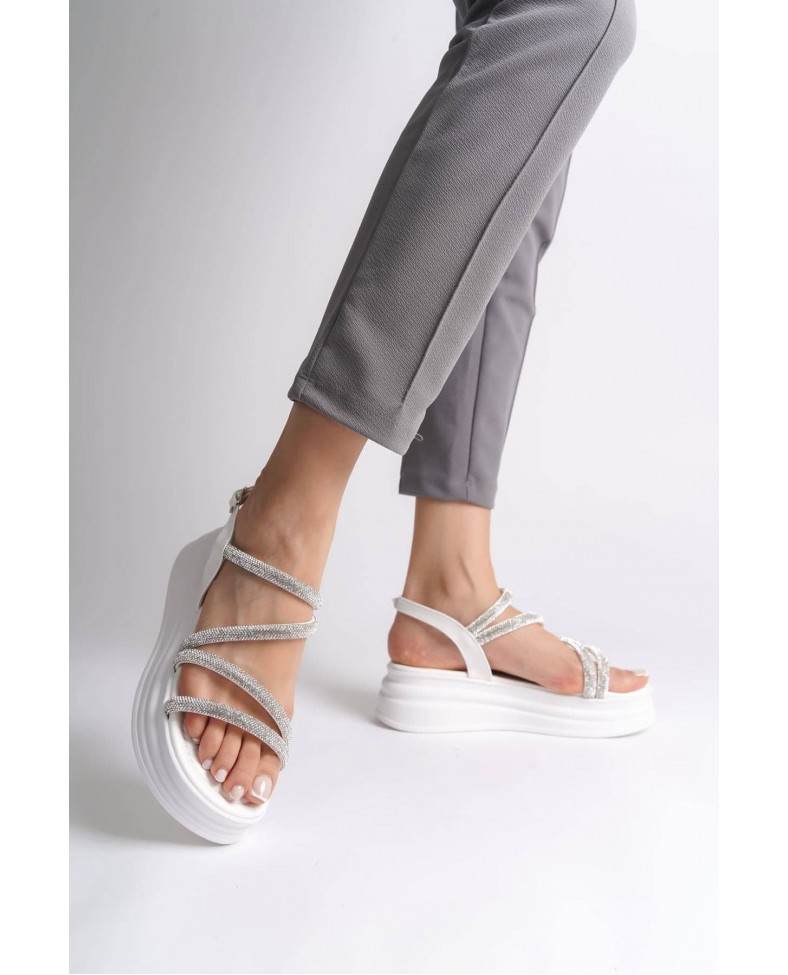 RILEY İnce Tokalı Taşlı Şeritli Ortopedik Taban Kadın Sandalet CBT - Beyaz Somersan Giyim | Kadın, Erkek ve Çocuk Moda