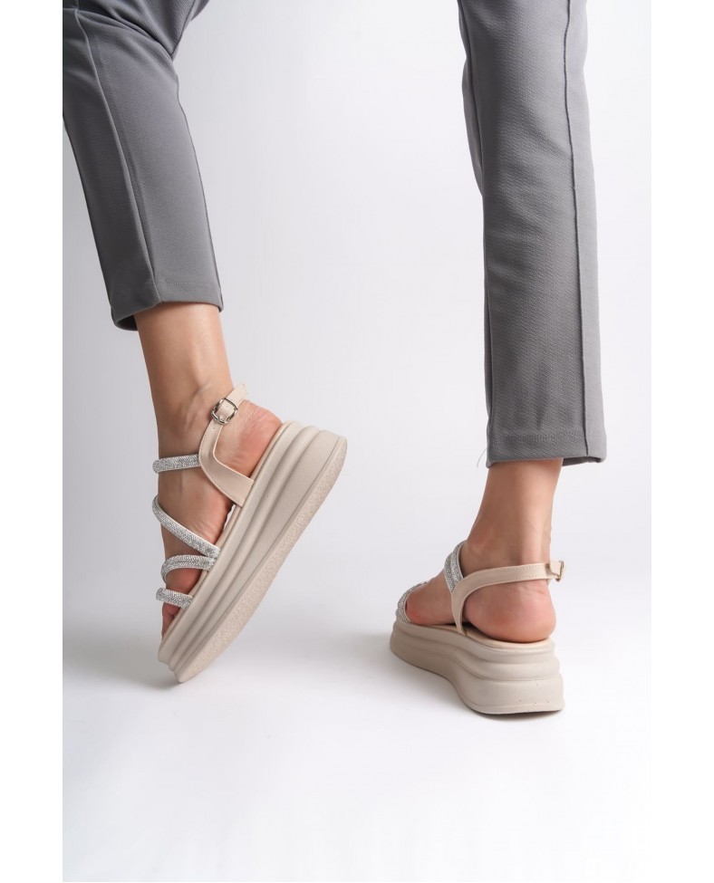 RILEY İnce Tokalı Taşlı Şeritli Ortopedik Taban Kadın Sandalet  CKT - Krem Somersan Giyim | Kadın, Erkek ve Çocuk Moda