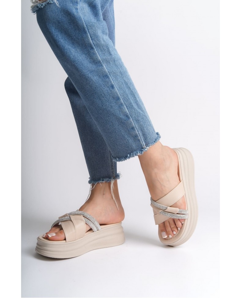 RUBY Düz Topuklu Taşlı Çapraz Şeritli Kalın ve Ortopedik Taban Kadın Terlik  CKT - Krem Somersan Giyim | Kadın, Erkek ve Çocuk Moda