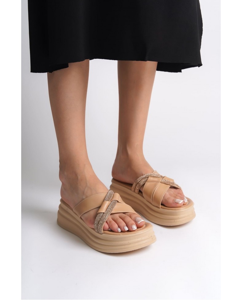 RUBY Düz Topuklu Taşlı Çapraz Şeritli Kalın ve Ortopedik Taban Kadın Terlik  CTT - Ten Somersan Giyim | Kadın, Erkek ve Çocuk Moda