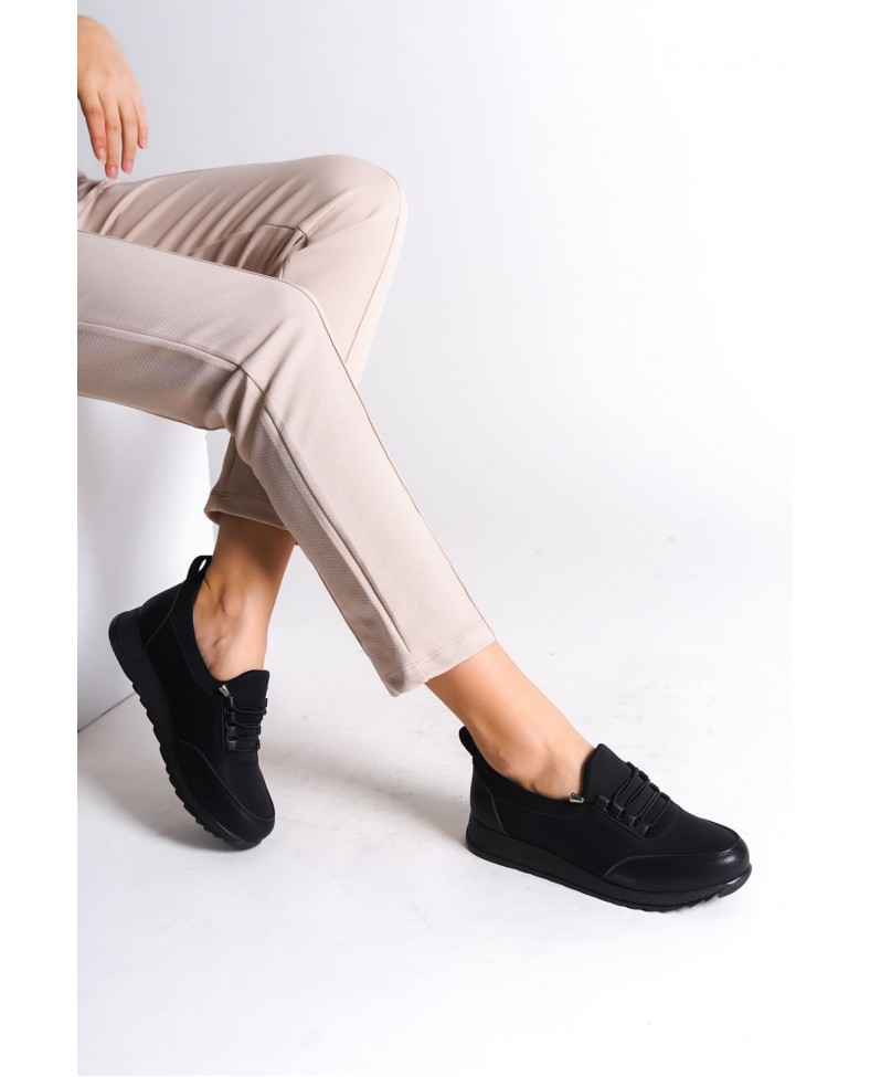 VIOLET Bağcıklı Lastikli Ortopedik Rahat Taban Cilt Detaylı Klasik Kadın Babet Anne Ayakkabısı CST - Siyah Somersan Giyim | Kadın, Erkek ve Çocuk Moda