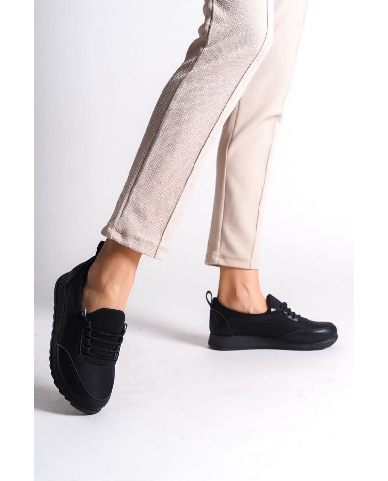 VIOLET Bağcıklı Lastikli Ortopedik Rahat Taban Cilt Detaylı Klasik Kadın Babet Anne Ayakkabısı CST - Siyah Somersan Giyim | Kadın, Erkek ve Çocuk Moda