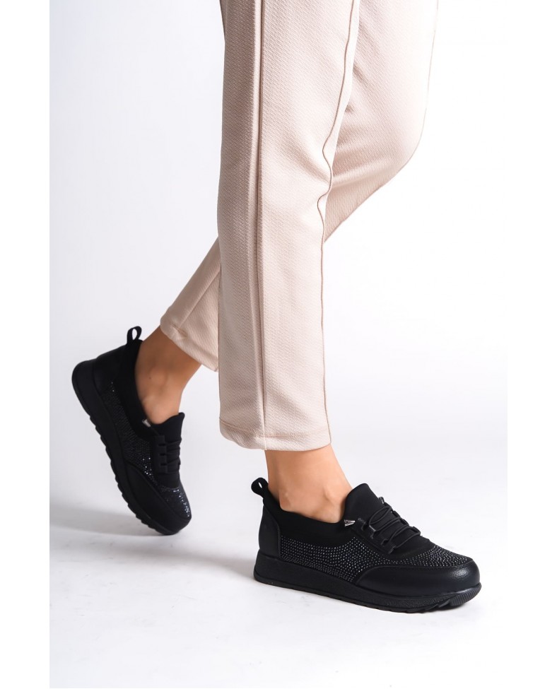 VIOLET Bağcıklı Lastikli Ortopedik Rahat Taban Taş Detaylı Klasik Kadın Babet Anne Ayakkabısı  CST - Siyah Somersan Giyim | Kadın, Erkek ve Çocuk Moda