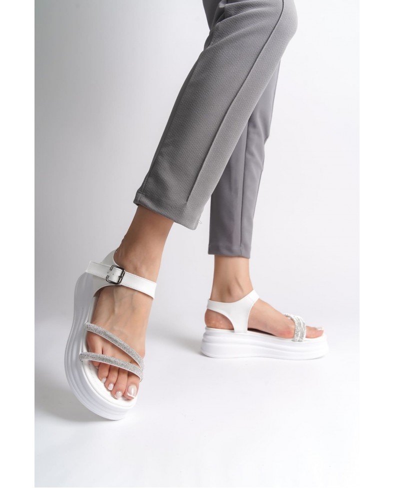 ZLOHE Kalın Tokalı Taşlı Şeritli Ortopedik Taban Kadın Sandalet CBT - Beyaz Somersan Giyim | Kadın, Erkek ve Çocuk Moda